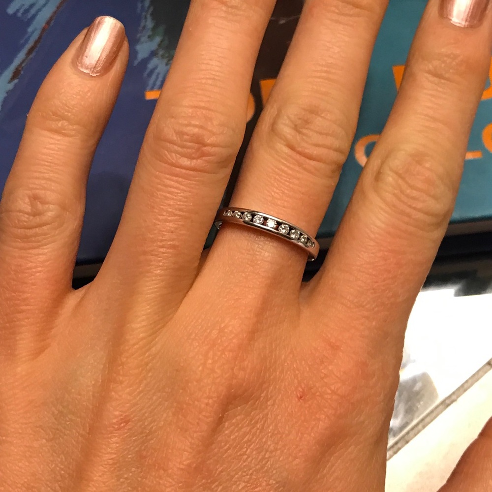 Diamond Ring - Picture 2 of 3